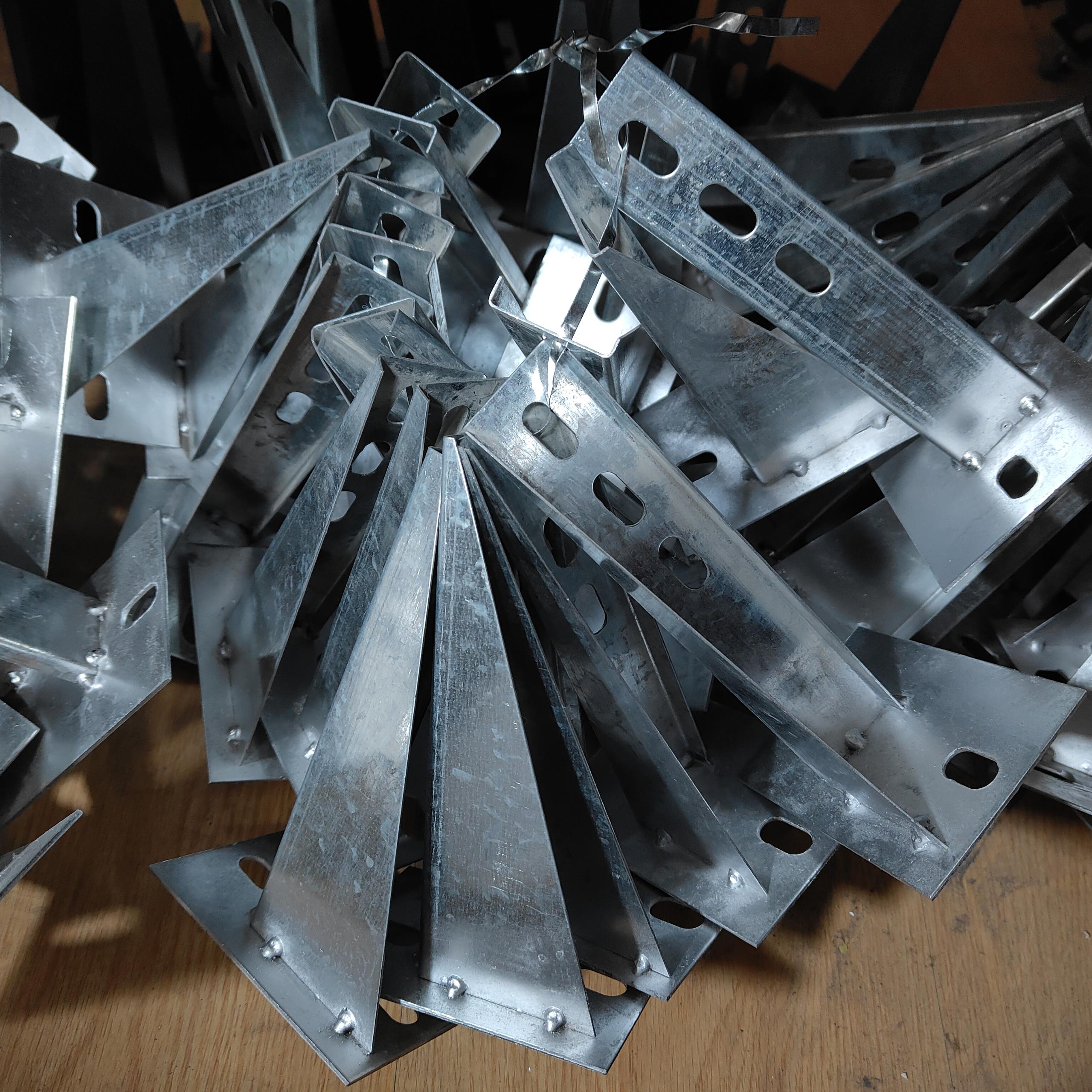 濟(jì)南電纜橋架支架